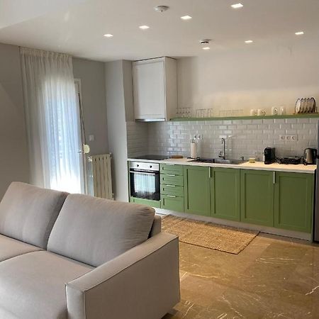 Theta Θ2 Luxury Apartment'S テッサロニキ エクステリア 写真