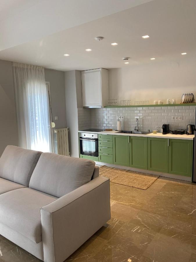 Theta Θ2 Luxury Apartment'S テッサロニキ エクステリア 写真